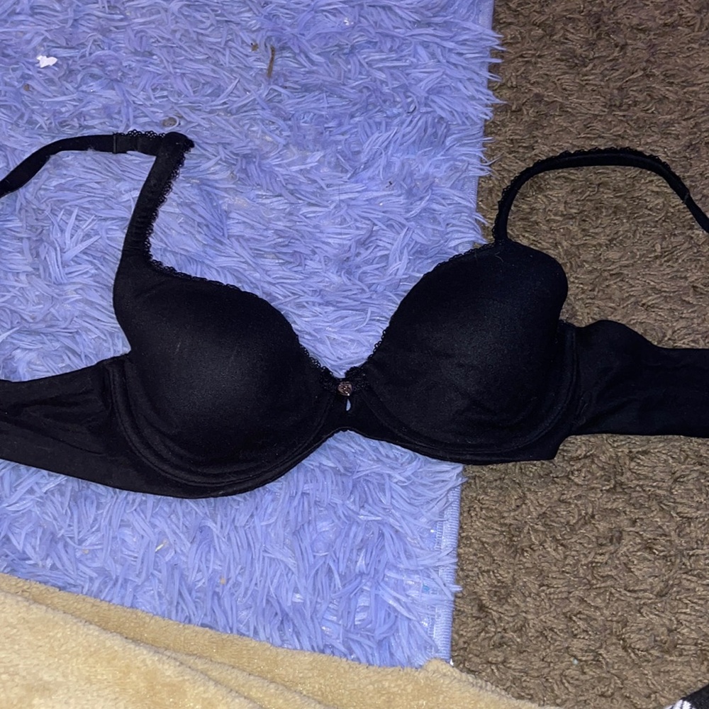 black Victoria Secret bra.